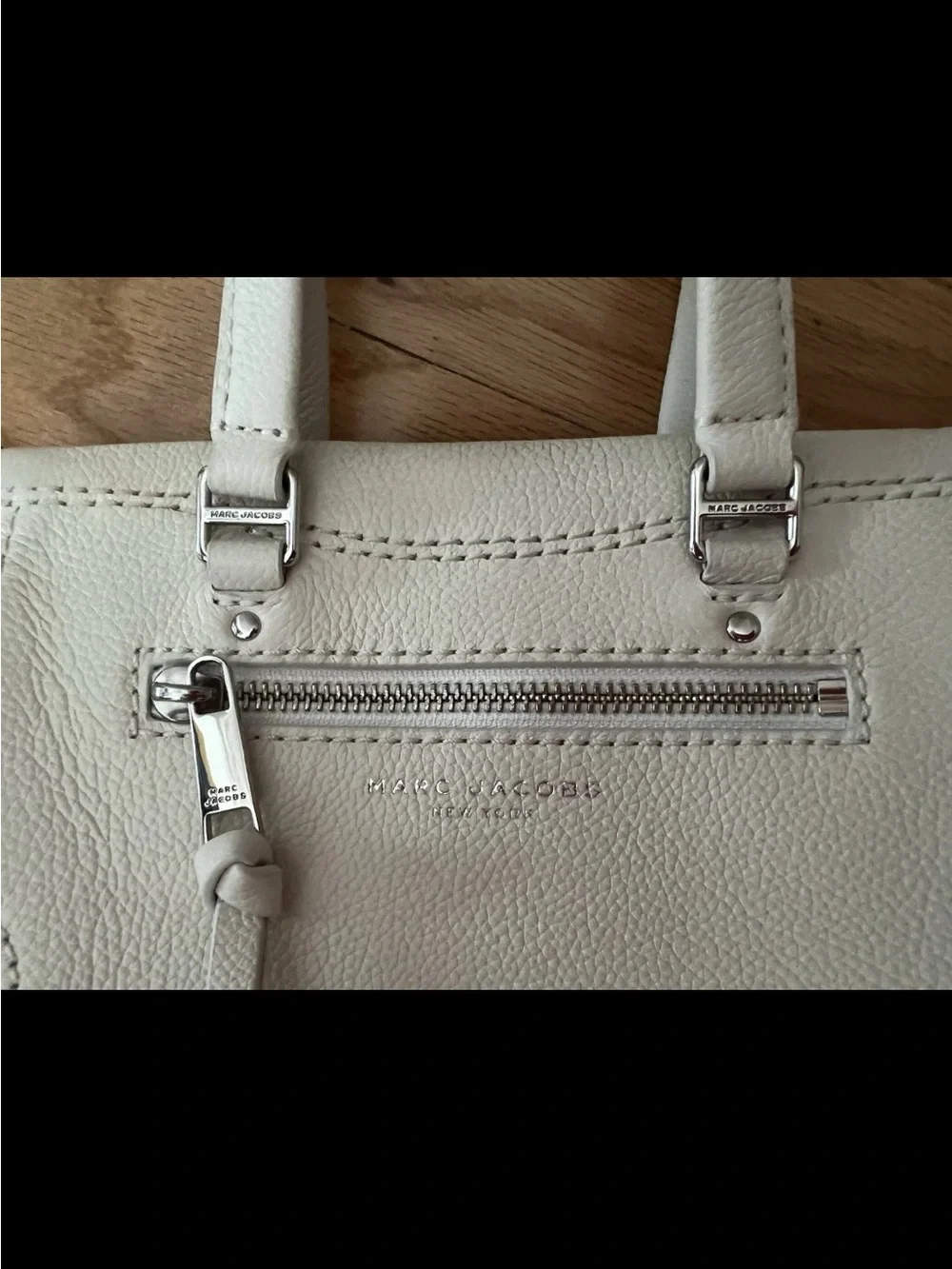 Marc Jacobs cruiser white Leather bag handbag silver zipper $495 small size